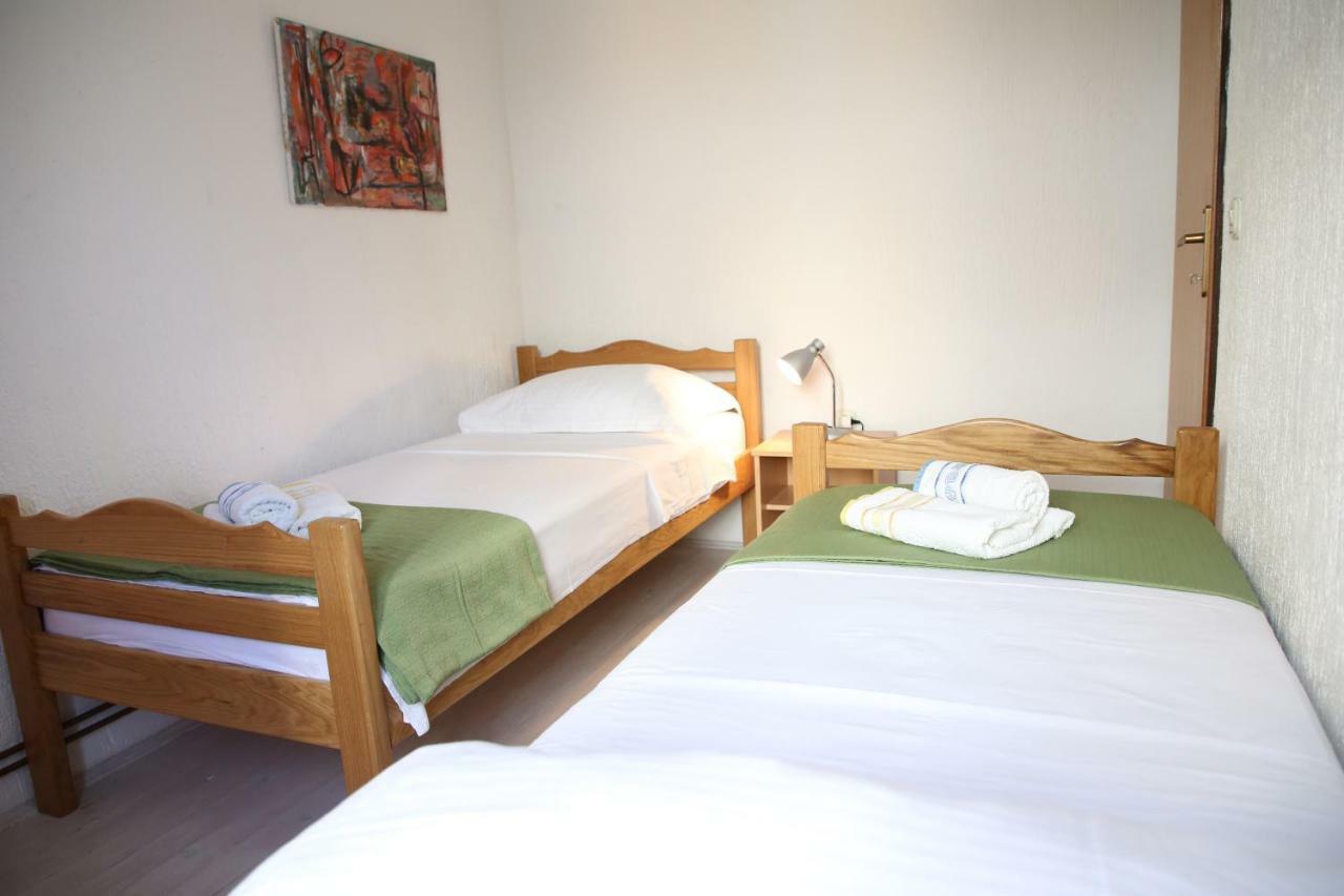 Apartment Poseidon โตรกีร์ ภายนอก รูปภาพ