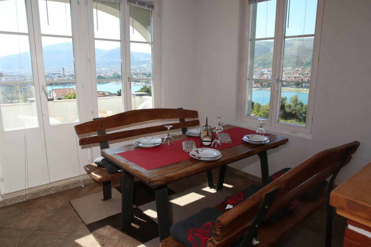Apartment Poseidon โตรกีร์ ภายนอก รูปภาพ